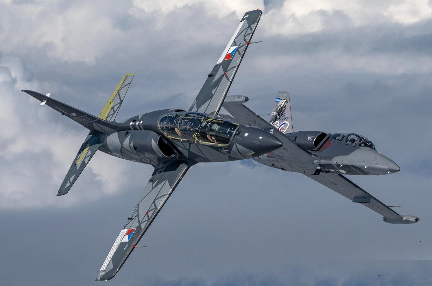 Aero se pĹ™ipravuje na Dny NATO. PlĂˇnuje spoleÄŤnĂ˝ prĹŻlet novĂ© a starĂ© generace L-39