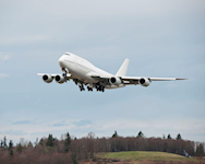 FAA vydala nařízení k inspekci systémů ochrany proti blesku u Boeingu 747