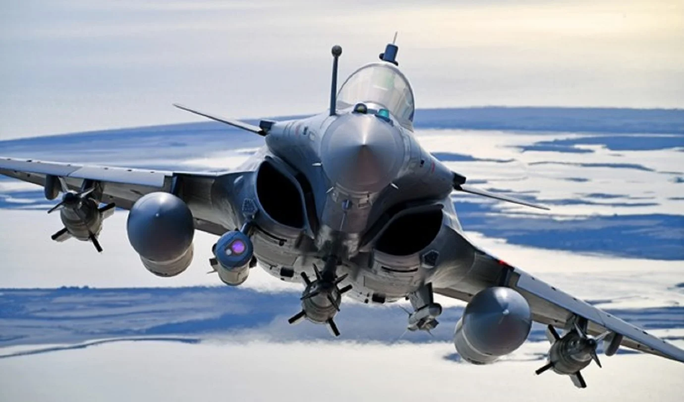 Bojový letoun Rafale je jedním ze základních pilířů francouzského letectva