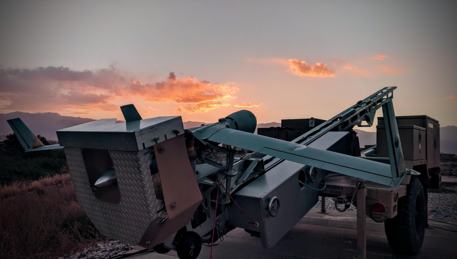 K hlavním typům tuzemské vojenské techniky patří bezpilotní systémy ScanEagle nebo RQ-11B Raven.