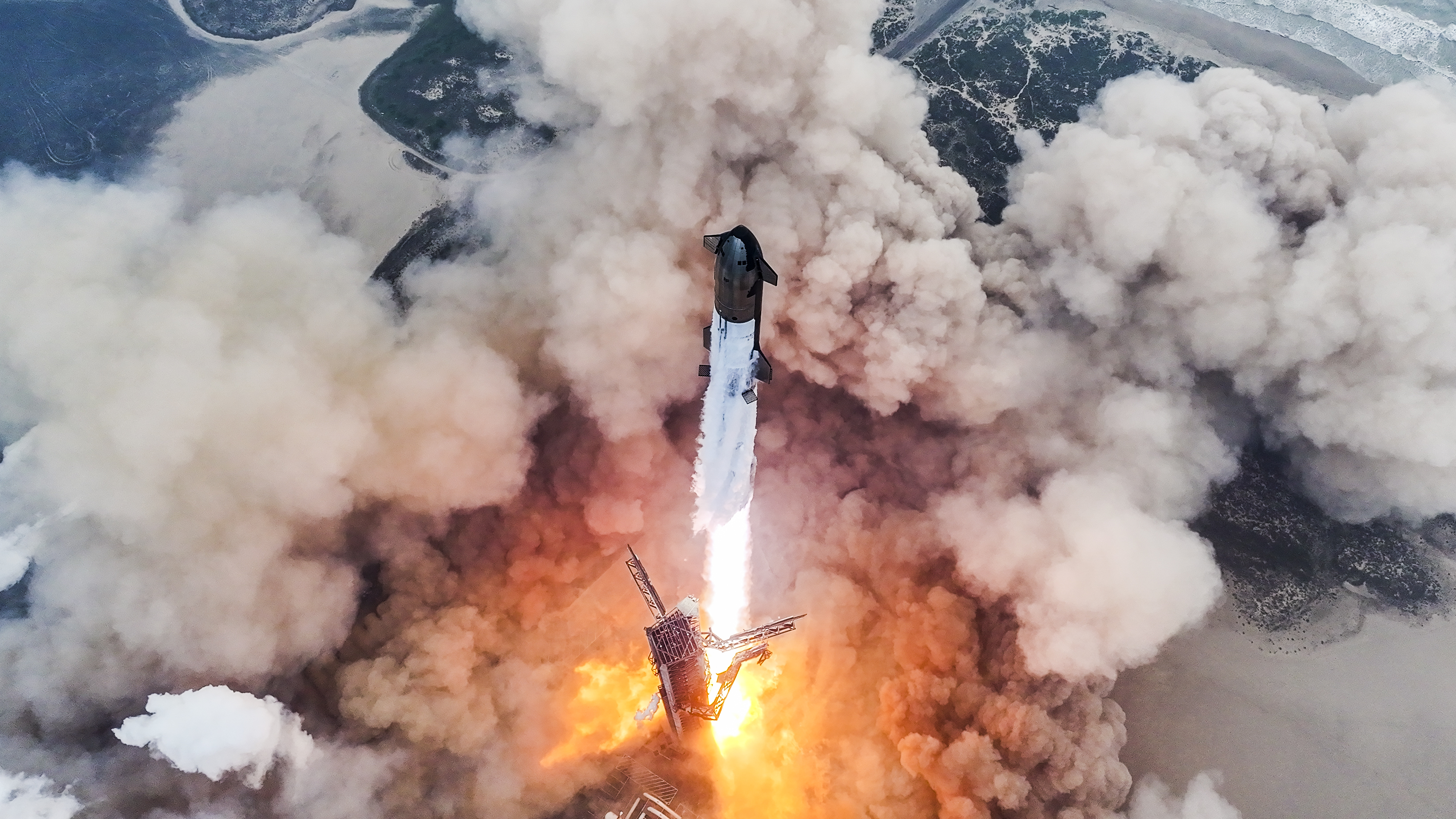 Start rakety je vždy plný efektů
