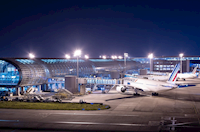 Výpadek řízení provozu ochromil pařížské letiště Orly, zrušeno přes sto letů